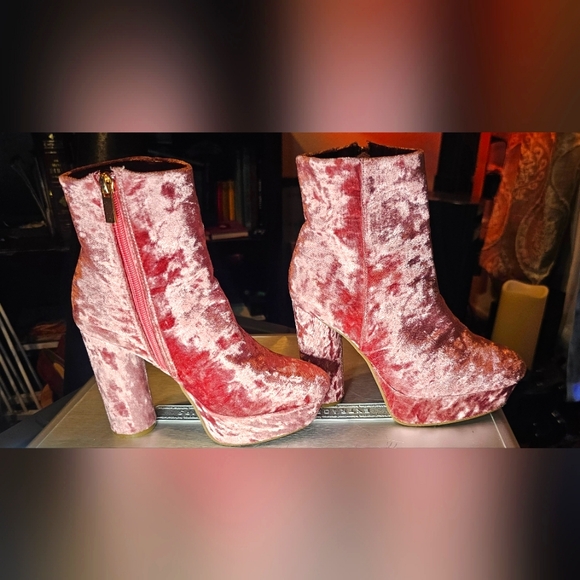 Rouge Helium pink boots - Picture 5 of 5